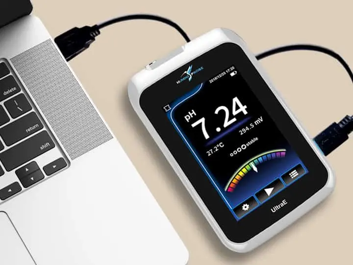 USB接続でコンピューターと連携