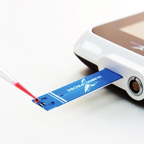 Humming Probe pHストリップ電極 UH1は、校正が不要であることに加えて、サンプル量は少量で使い捨てセンサーが特徴です。